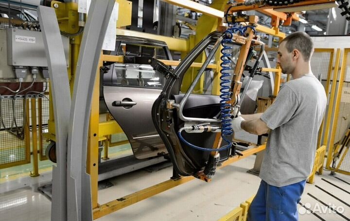 Рабочий на производство авто(вахта 45/60)