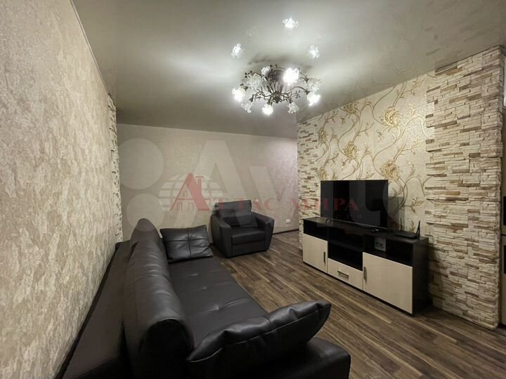 3-к. квартира, 56 м², 2/5 эт.