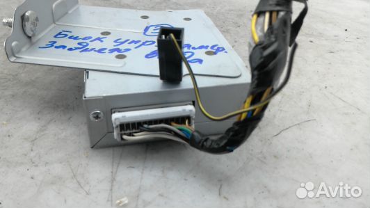 Блок управления subaru tribeca 2 (70F15NC03)