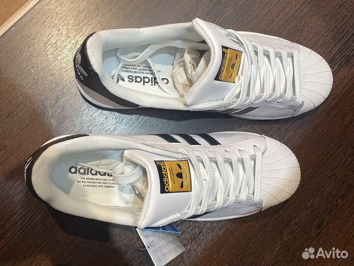 Adidas superstar