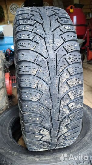 Зимние шины 215/65 R16