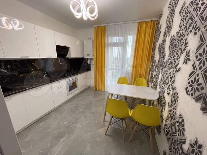 3-к. квартира, 100 м², 9/11 эт.