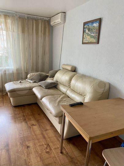 2-к. квартира, 53 м², 6/9 эт.