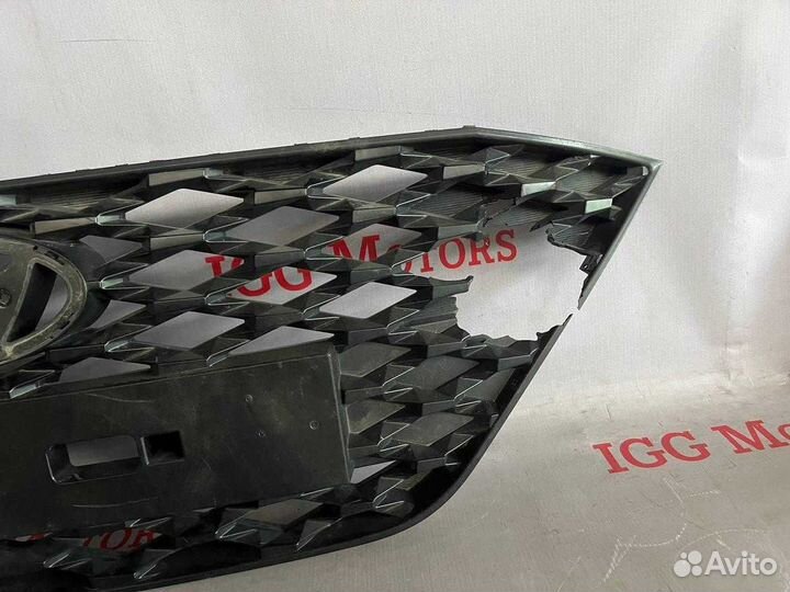 Решетка радиатора Солярис 20 б\у оригинал