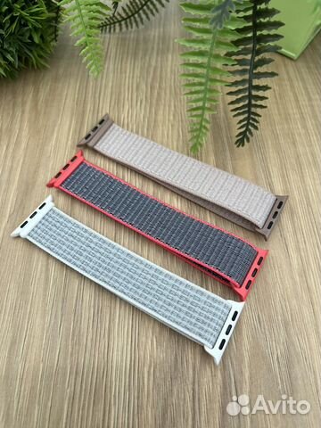 Тканевый ремешок на Apple Watch