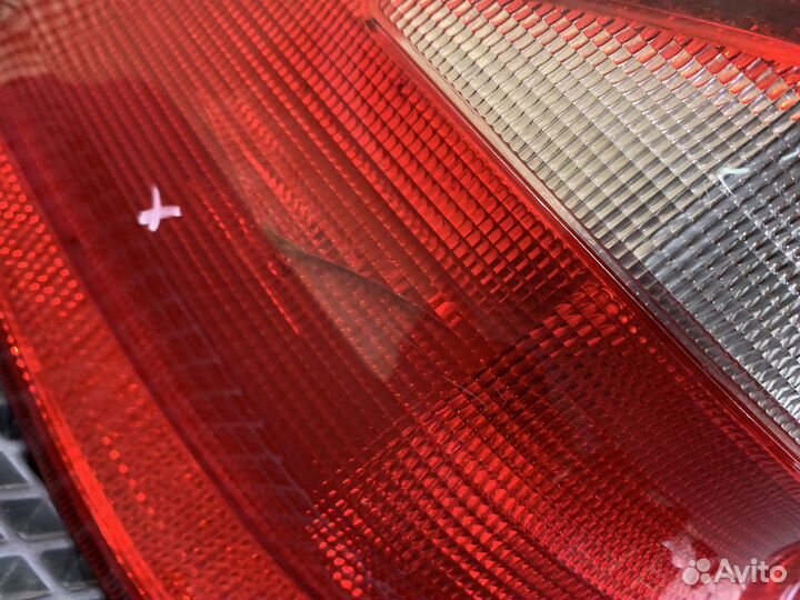 Фонари задние Mercedes w208