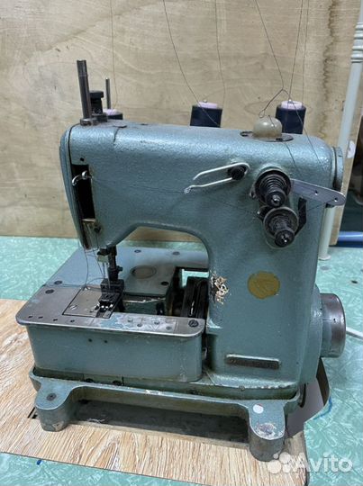 Швейная машина