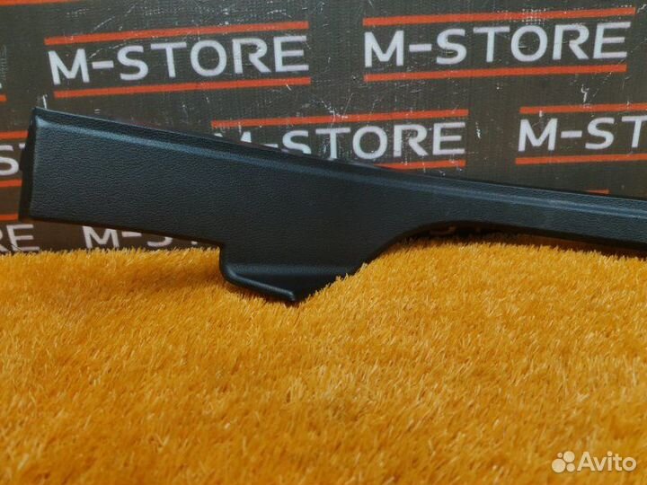 Накладка на порог салона задняя левая Bmw X5 E70