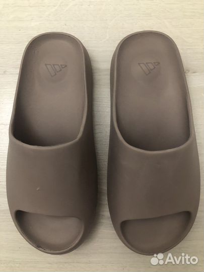 Сланцы Miniso пляжные 42