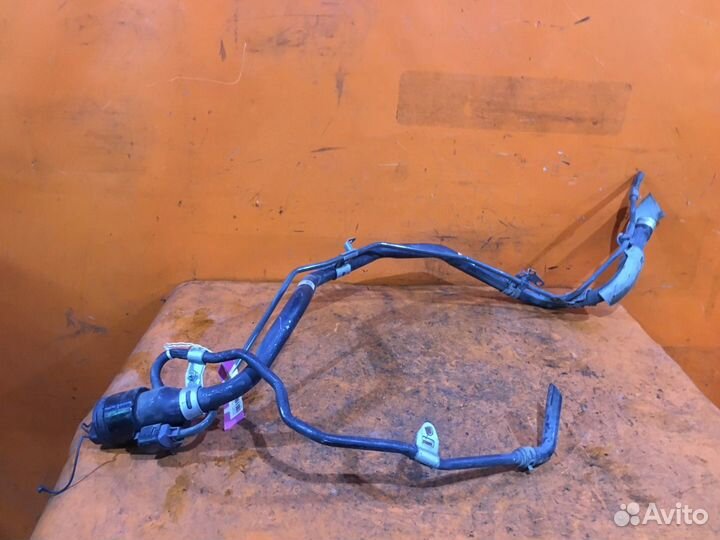 Горловина бака Toyota Estima ACR50W