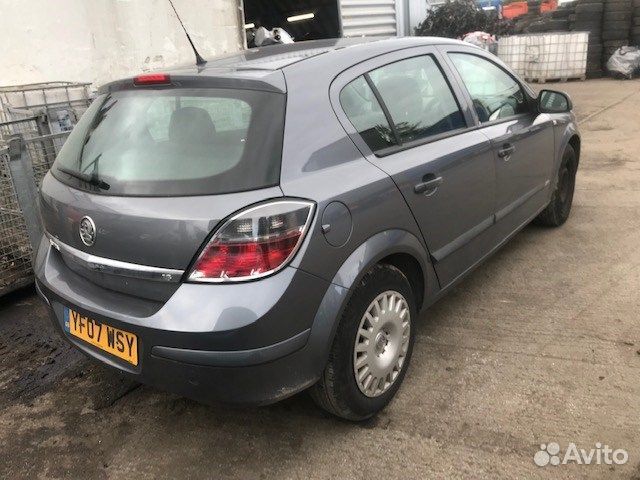 В разбор на запчасти Opel - Astra H 2004-2014