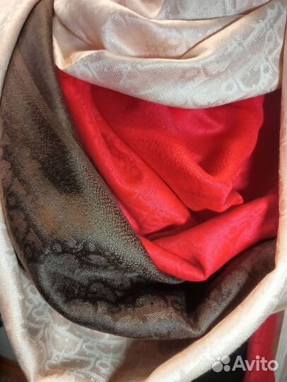 Christian dior палантин 65 шёлк, 35 кашемир