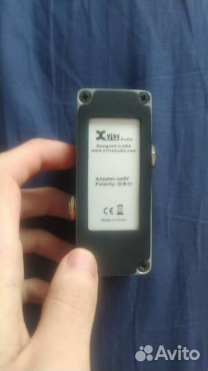 Педаль эффектов для гитары Xvive fuzz