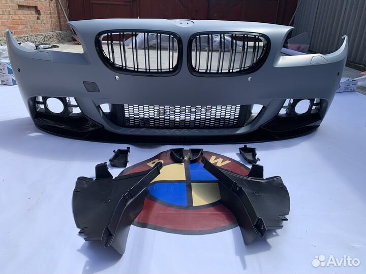 Передний бампер на BMW 5 f10 m