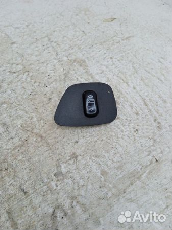 Кнопка стеклоподъемника