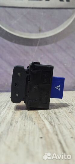 Кнопка подогрева сиденья Nissan teana J32 Прав