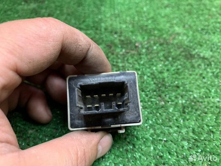 Реле поворота