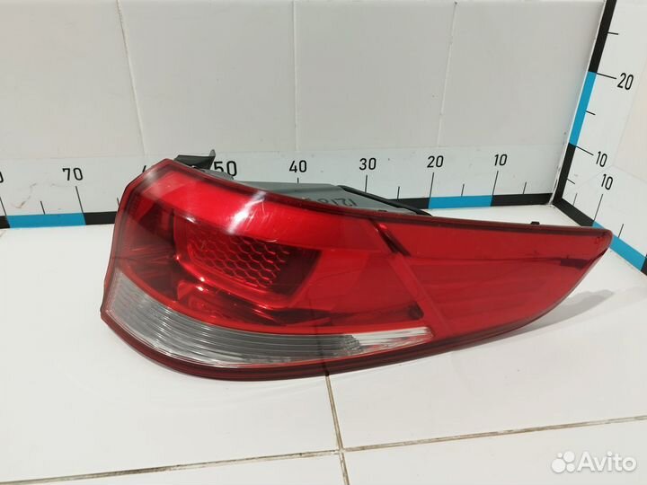 Фонарь задний наружный правый RIO 2015-2017 седан