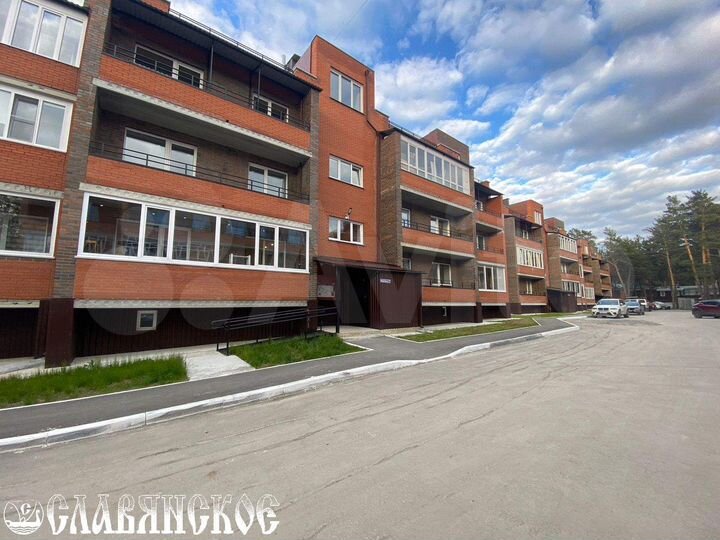 1-к. квартира, 42,5 м², 1/3 эт.