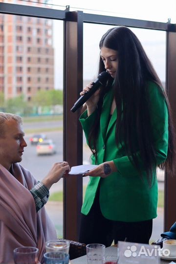 Ведущий тамада