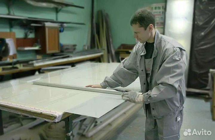Резка стекла и зеркал по размерам
