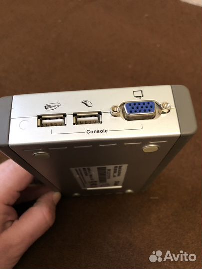 KVM-переключатель D-Link dkvm-4U