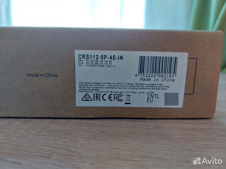 Коммутатор Mikrotik CRS112-8P-4S-IN новый