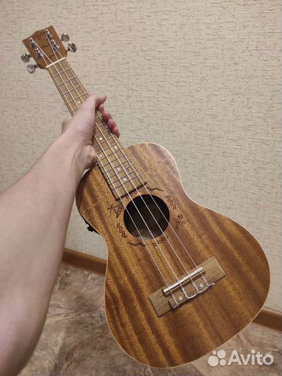 Укулеле концерт Flight / DUC323 EQ MAH