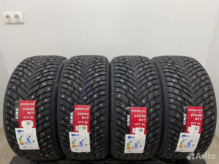 iLink Wintervorhut Stud II 235/45 R17 97T