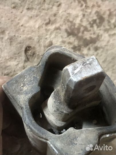 Подушки АКПП мерседес w210 w202 w220