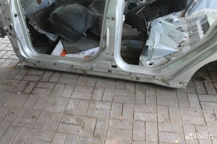 Порог левый Ford Focus 3 2011