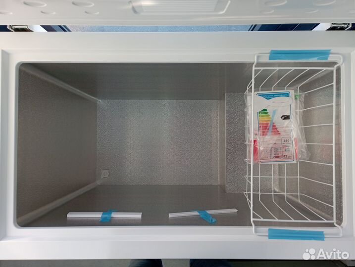 Морозильный ларь leran SFR 200 W