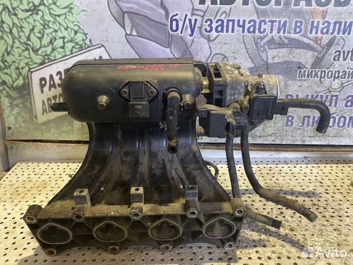 Коллектор впускной Hyundai Elantra