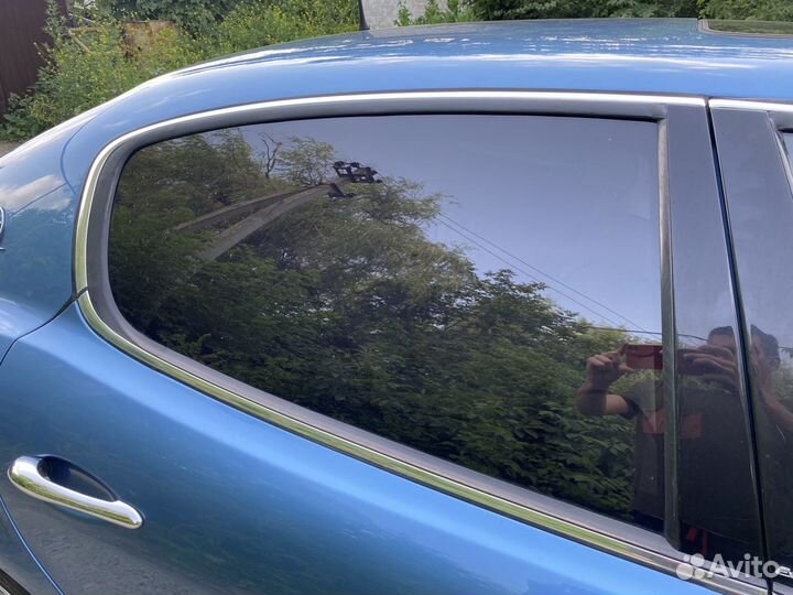 Стекла дверные Maserati Quattroporte 5