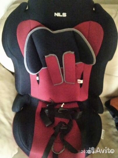 Детское автокресло nils