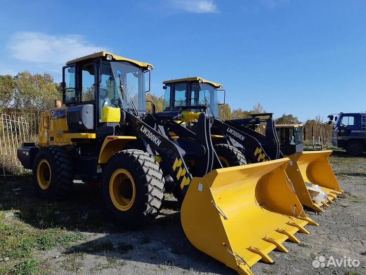 Фронтальный погрузчик XCMG LW300KN, 2023