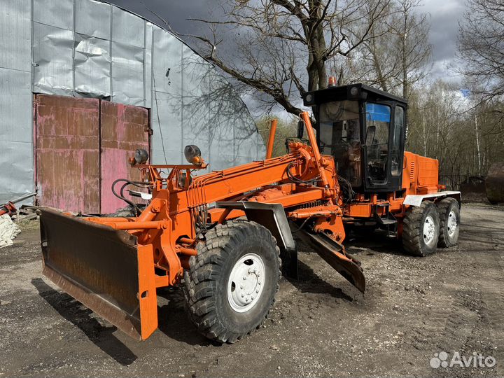 Автогрейдер Брянский арсенал ГС-14.02, 2004