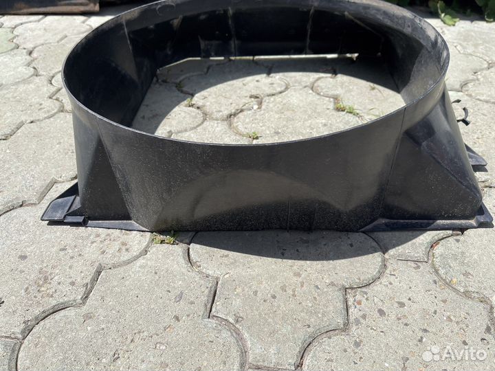 Диффузор Mercedes W124 M102