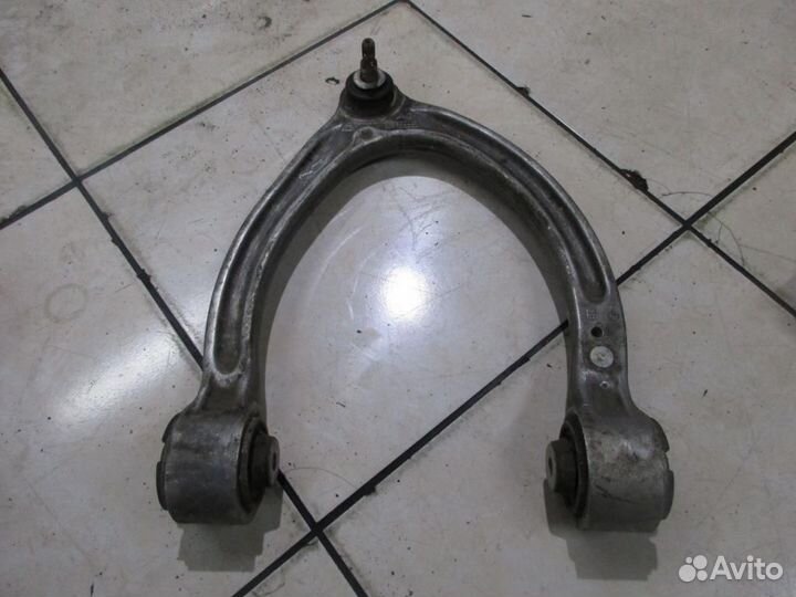 Рычаг передний верхний w221 S-class