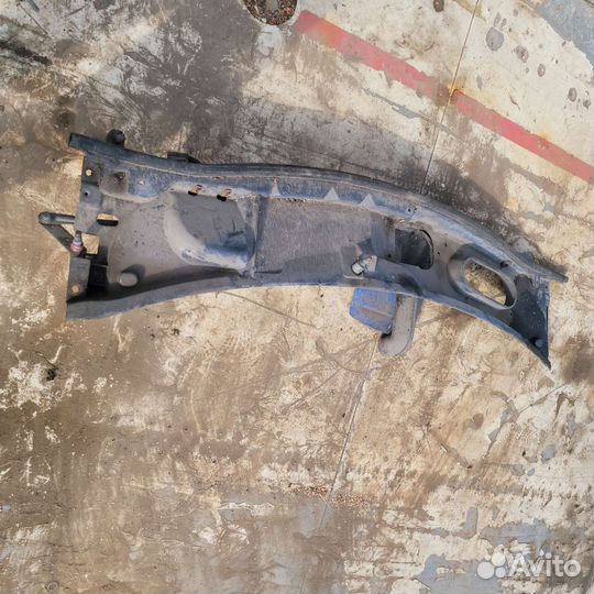 Жабо на форд виндстар 95г