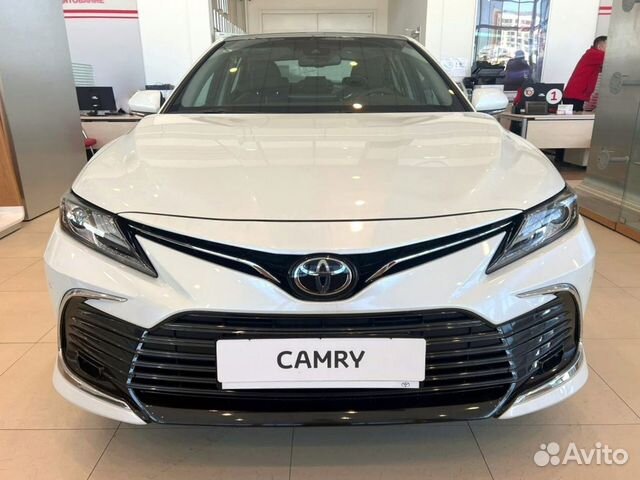 Toyota Camry 2.5 AT, 2022