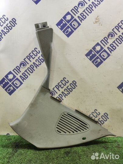 Обшивка стойки задняя левая Renault Symbol седан