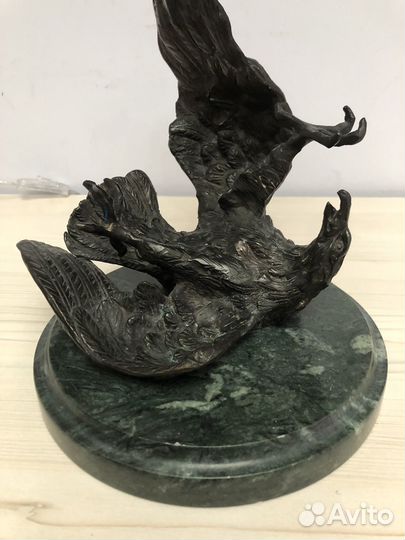 Статуэтка Орлов