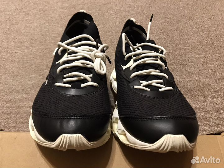 Кроссовки Mizuno Wave Prophecy Beta