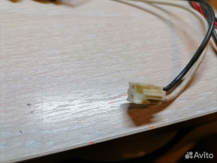 Динамики для тв Elenberg LVD-3203