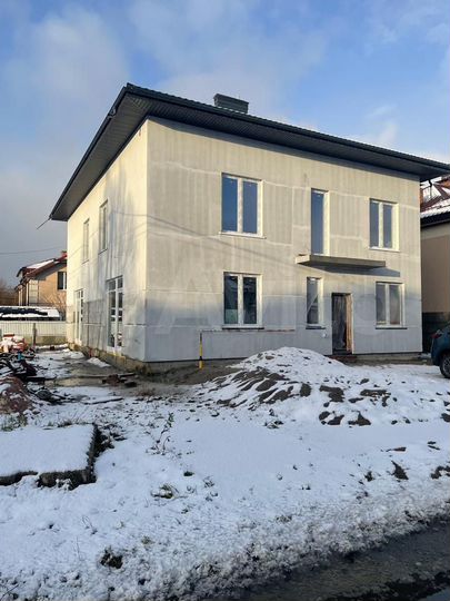 Таунхаус 140 м² на участке 2,5 сот.