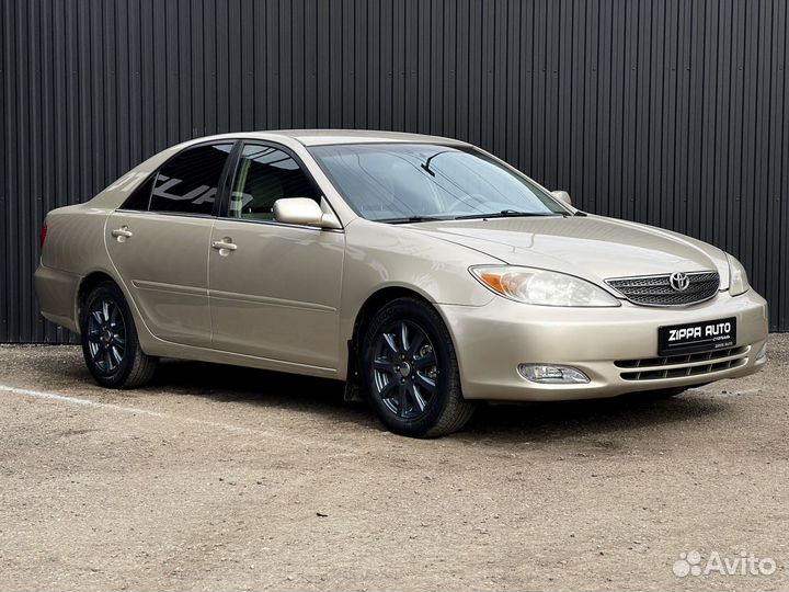 Toyota Camry 2.4 AT, 2002, 231 280 км