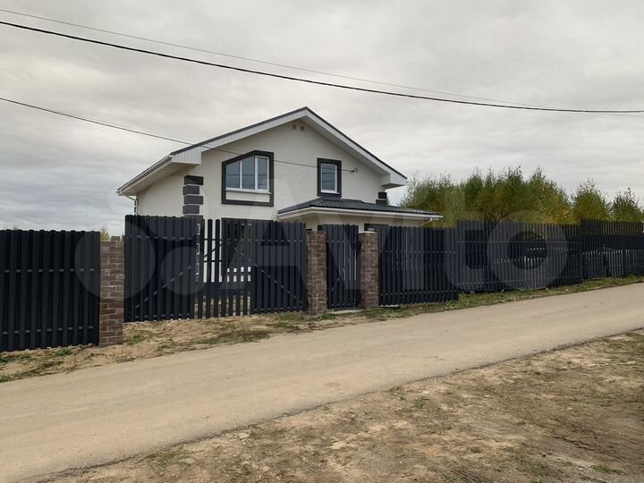 Дом 186 м² на участке 13 сот.