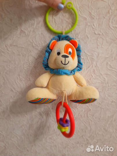 Развивающая игрушка- подвеска- погремушка- шуршалк