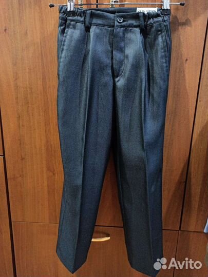 Рубашка школьная и брюки